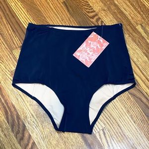 NWT Kortni Jeane high waisted bottom XS basic navy